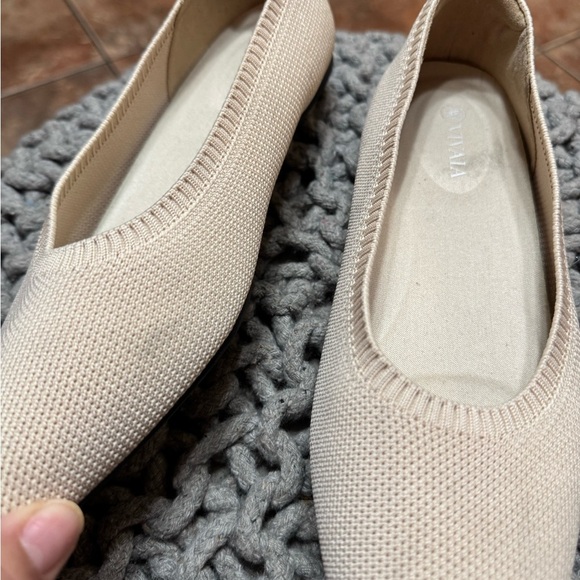 Vivaia Aria Pointed Toe Black Ballet Flats Size 39.5 - Picture 4 of 9